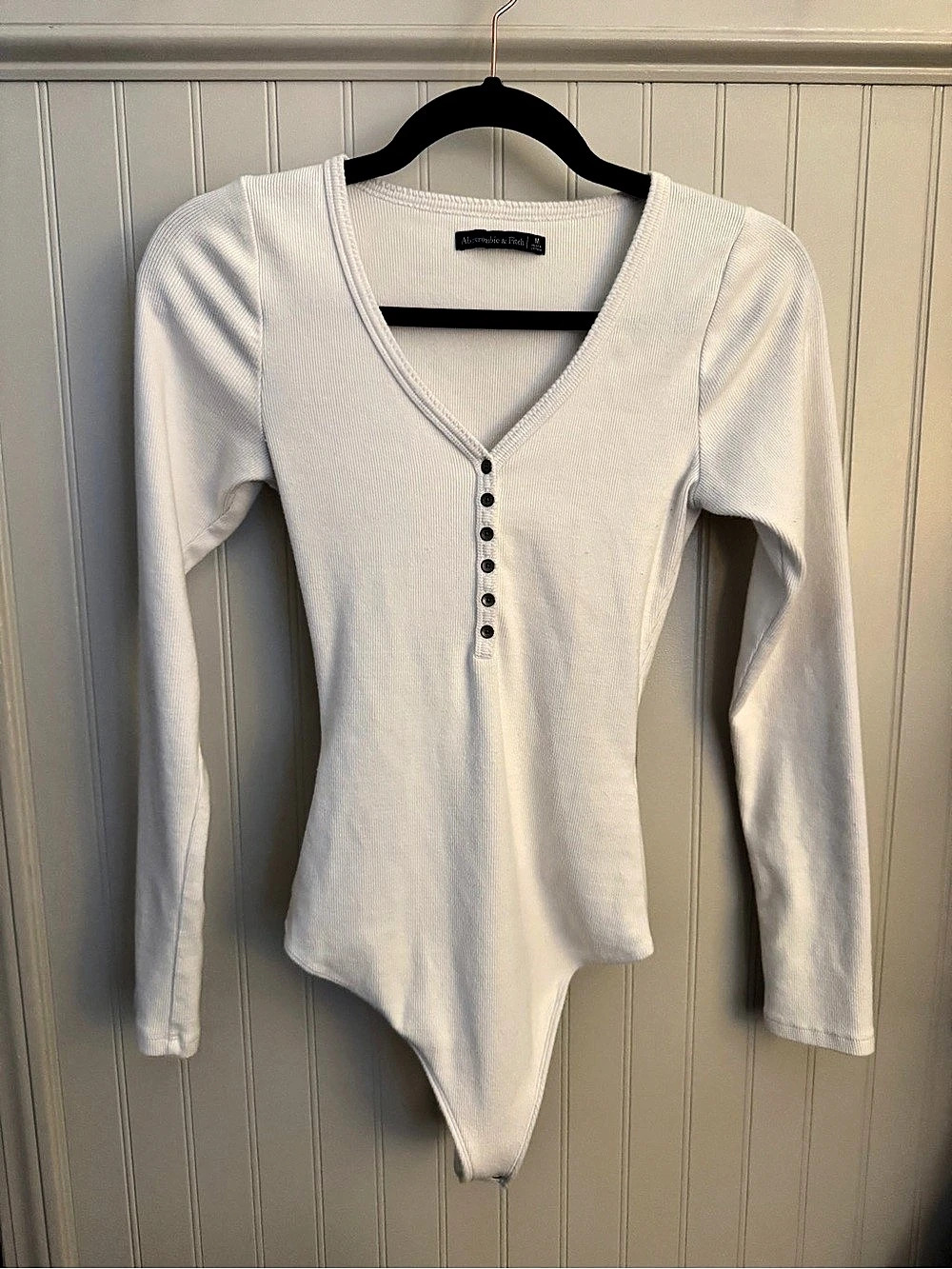 Abercrombie & Fitch Long-Sleeve Cozy Henley Bodysuit - White - Medium